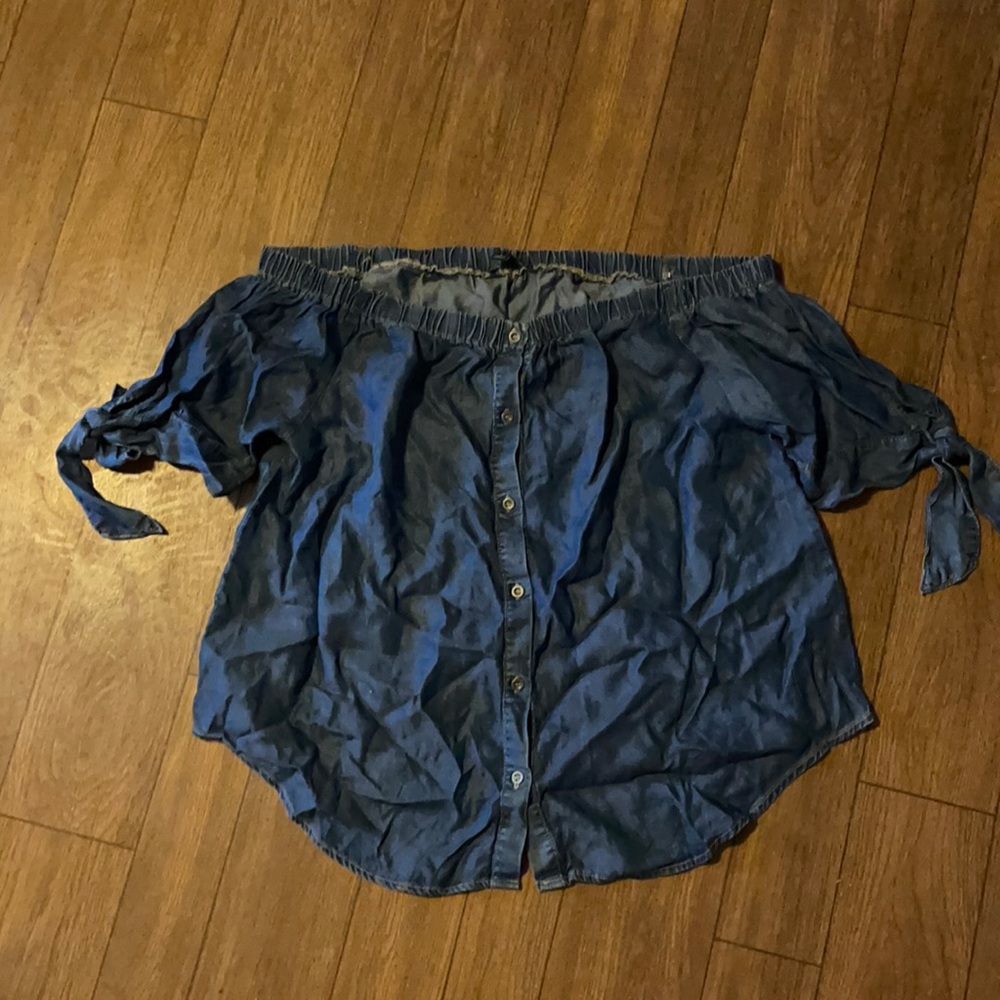 Off shoulder cute denim top